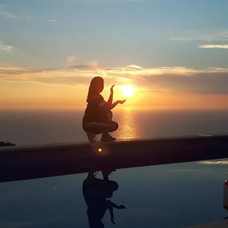 Pantheon 3* Áyios Nikítas