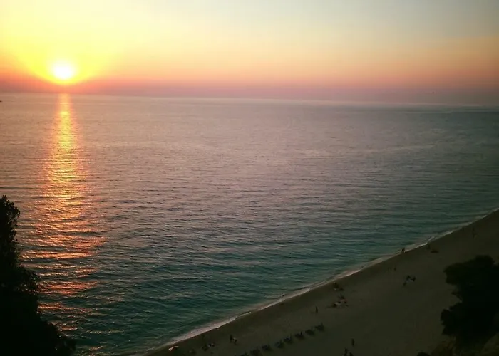 Pantheon Áyios Nikítas