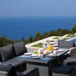 Pantheon 3* Άγιος Νικήτας