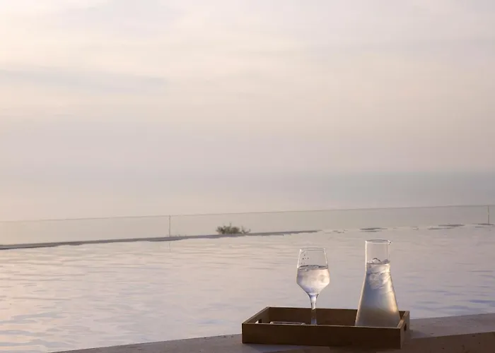 Pantheon 3* Agios Nikitas